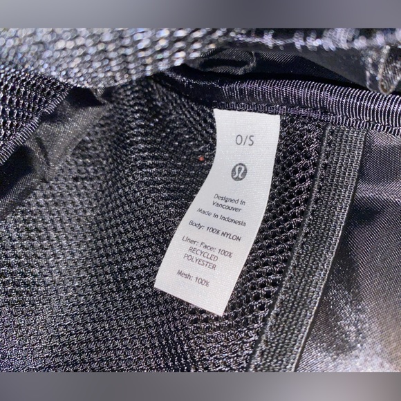 Lululemon Everywhere Belt Bag Large 2L - Picture 12 of 15